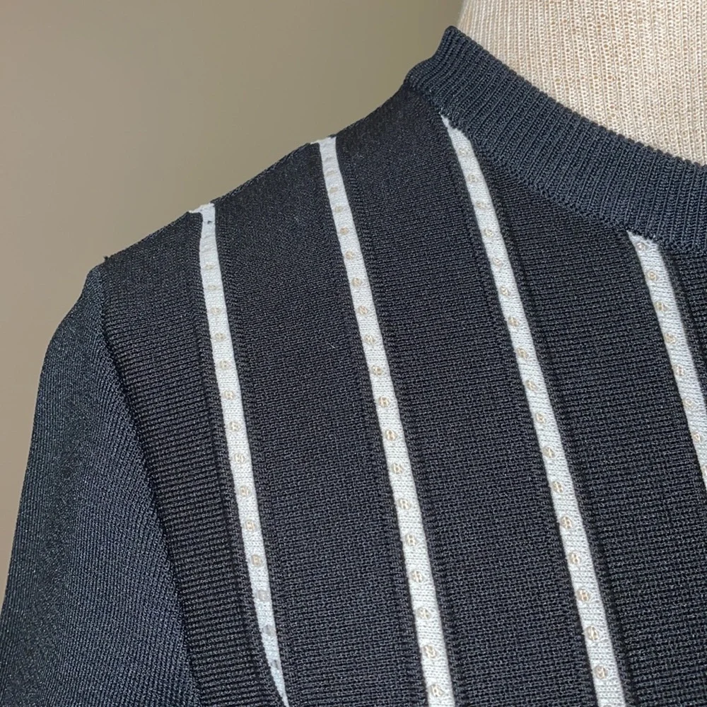 Weekend sale ⭐️⭐️⭐️ VALENTINO black and white dress - Picture 4 of 14